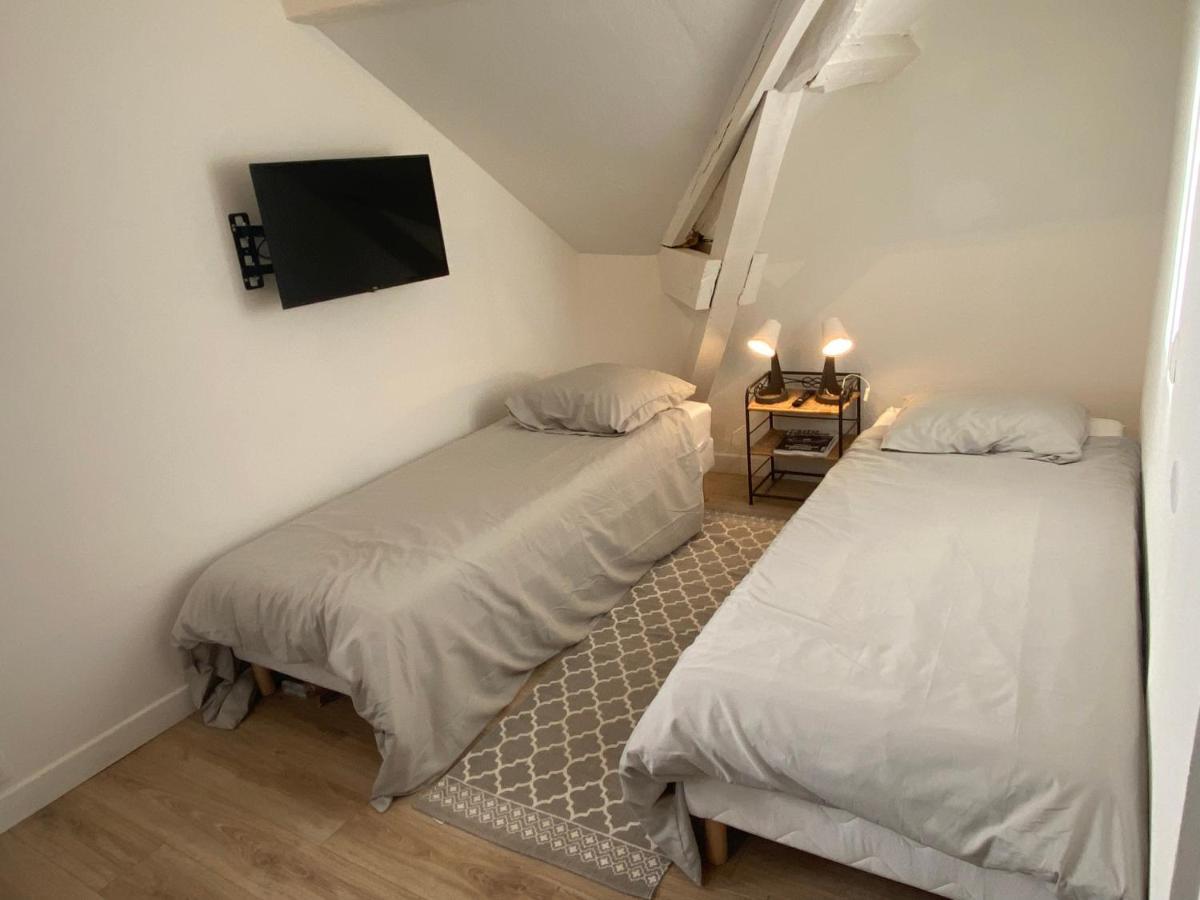 Studio Dans Les Ecuries Du Chateau Bonnelles Ngoại thất bức ảnh