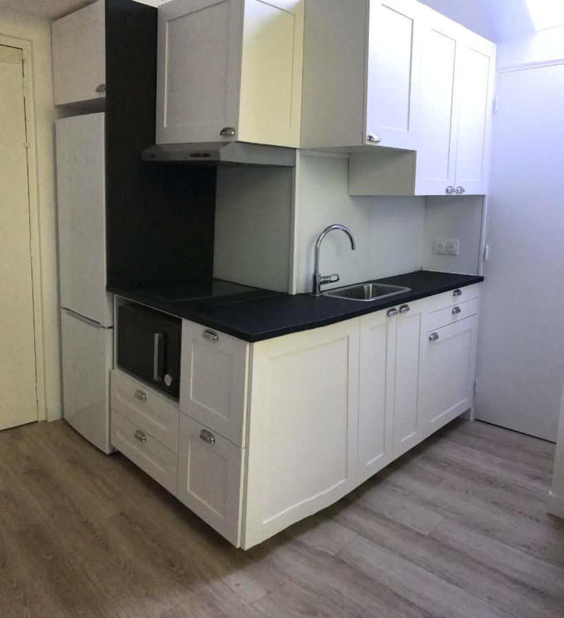 Studio Dans Les Ecuries Du Chateau Bonnelles Ngoại thất bức ảnh