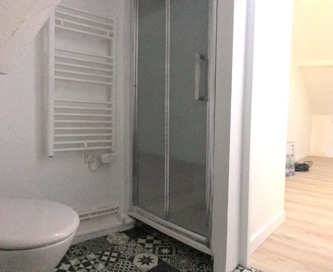 Studio Dans Les Ecuries Du Chateau Bonnelles Ngoại thất bức ảnh